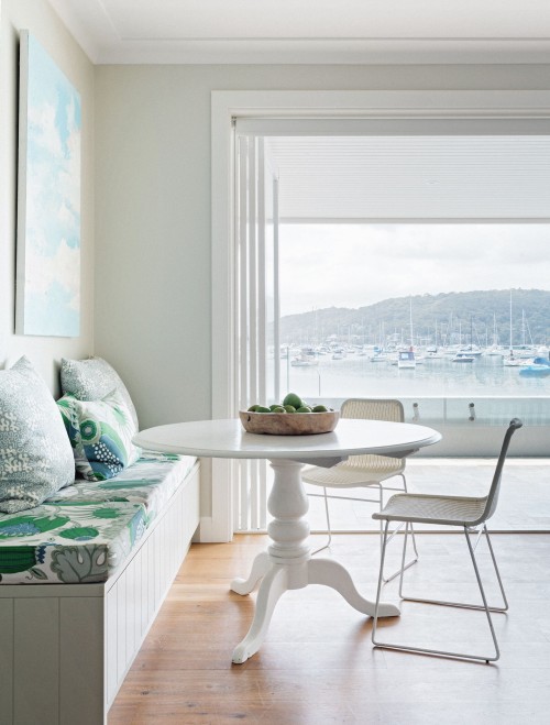 Start The Day With The Perfect Breakfast Nook