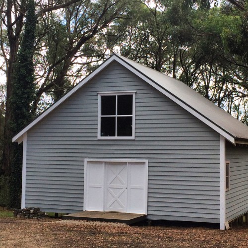 Cute Hamptons barn in Red Hill. Friday's Favourites, Gallerie B blog