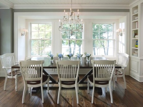 White timber dining chairs. Gallerie B blog.