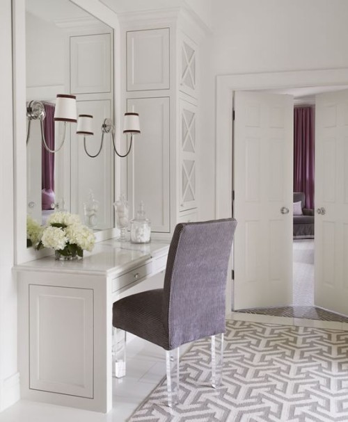 A place to pamper, built in vanity. Gallerie B blog.