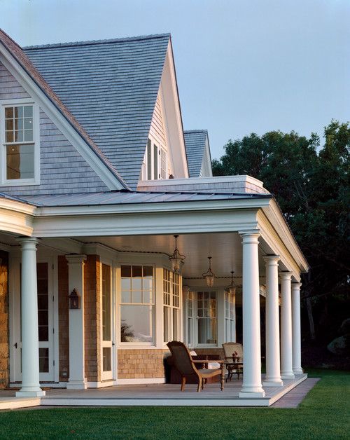 Classic Hamptons house exterior. Friday's Favourites, Gallerie B blog