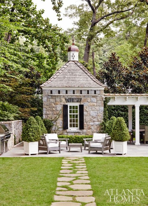 Stone poolhouse. Friday's Favourites, Gallerie B blog.