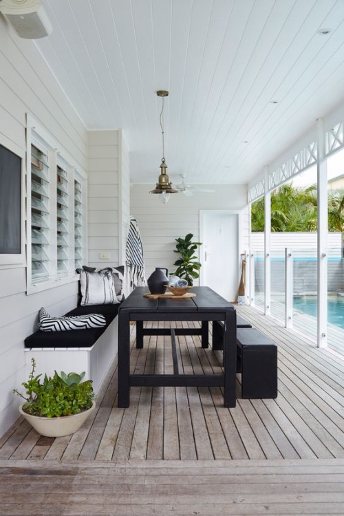 Entertaining space with timber decking. Gallerie B blog.