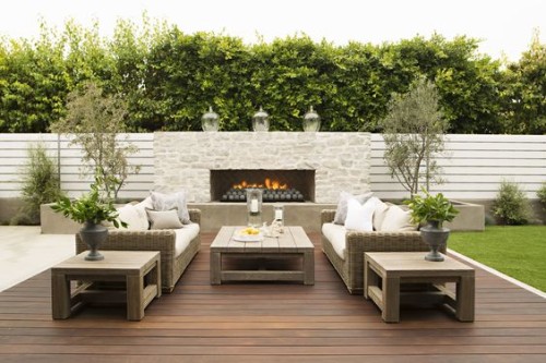 Outdoor entertaining space with timber decking. A timber alternative, Gallerie B blog.