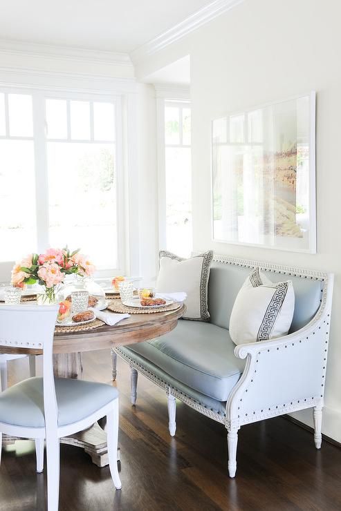 Perfect banquette seat and round dining table. Friday's Favourites, Gallerie B
